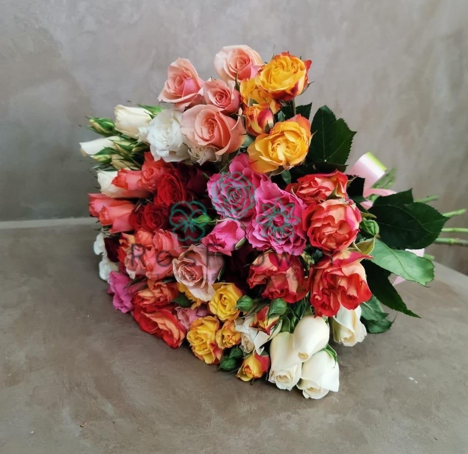 Букет цветов из: Розы в 40 лет октября