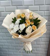 Букет цветов из:  Розы и Хризантемы в 40 лет октября