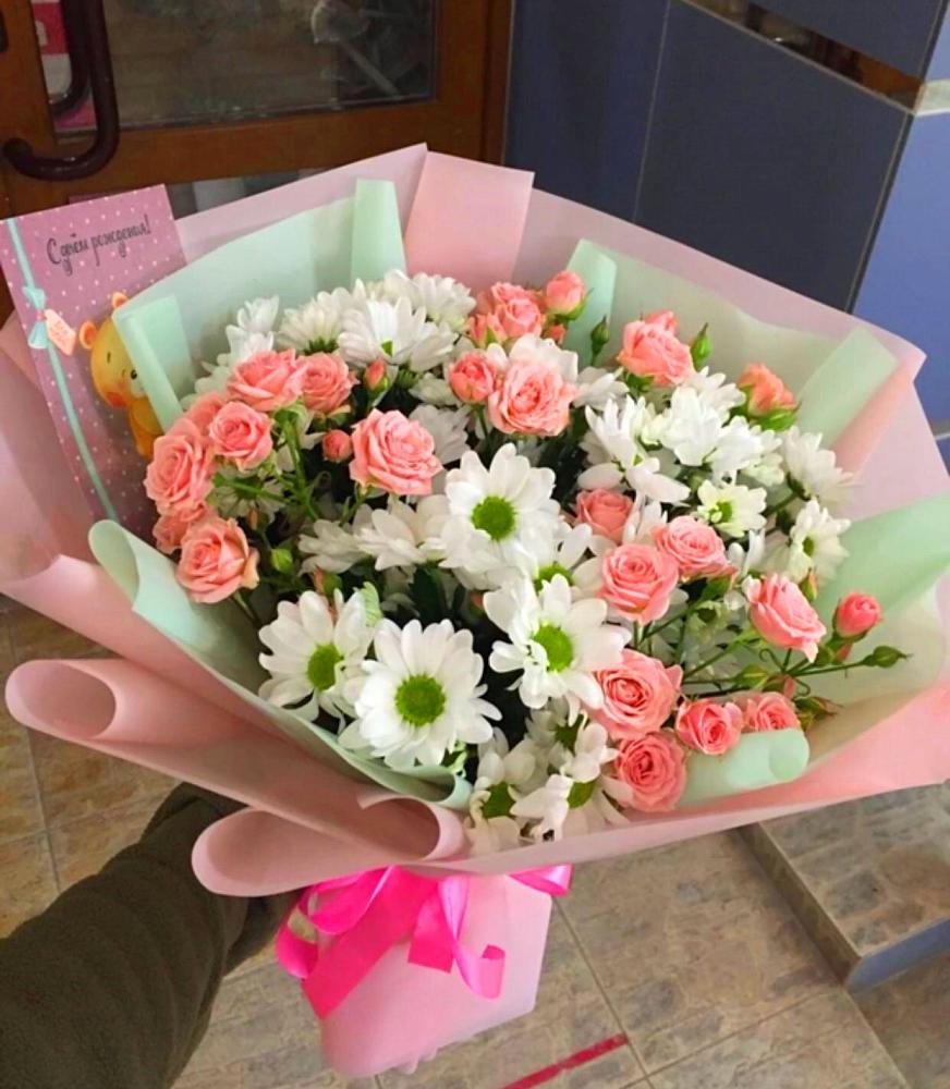 Букет цветов из: Розы и Хризантемы в 40 лет октября