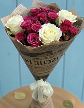 Букет цветов из:  Розы в 40 лет октября