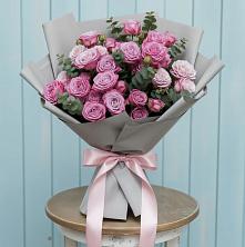 Букет цветов из:  Розы в 40 лет октября